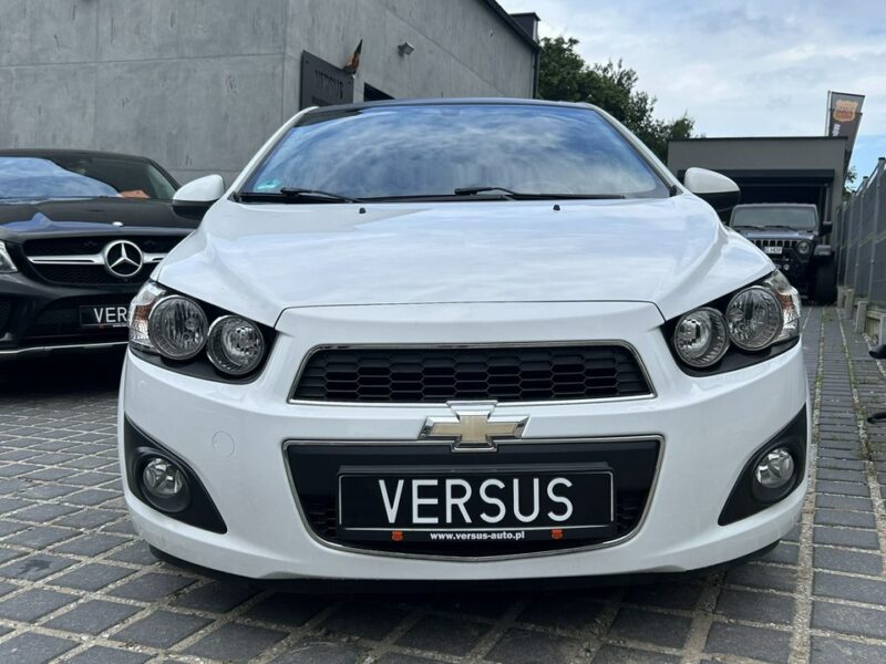 Chevrolet Aveo 1.6 benzyna automat 115KM Klimatyzacja biały 5drzwi T30) (2011-)