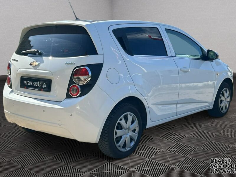 Chevrolet Aveo 1.6 benzyna automat 115KM Klimatyzacja biały 5drzwi T30) (2011-)