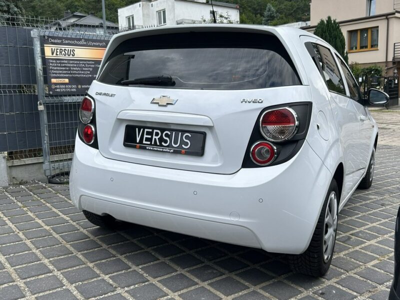 Chevrolet Aveo 1.6 benzyna automat 115KM Klimatyzacja biały 5drzwi T30) (2011-)