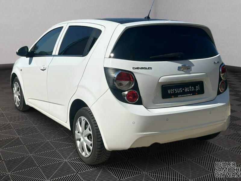 Chevrolet Aveo 1.6 benzyna automat 115KM Klimatyzacja biały 5drzwi T30) (2011-)