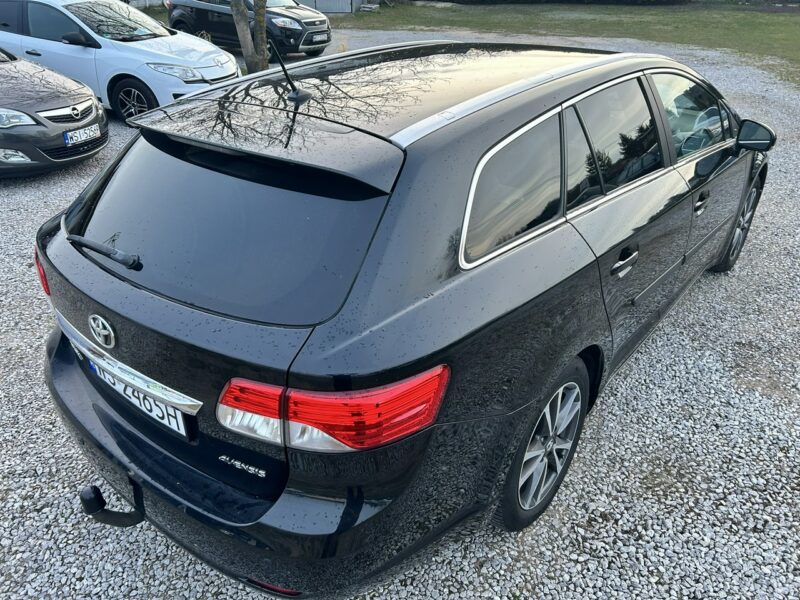 Toyota Avensis III (2009-)