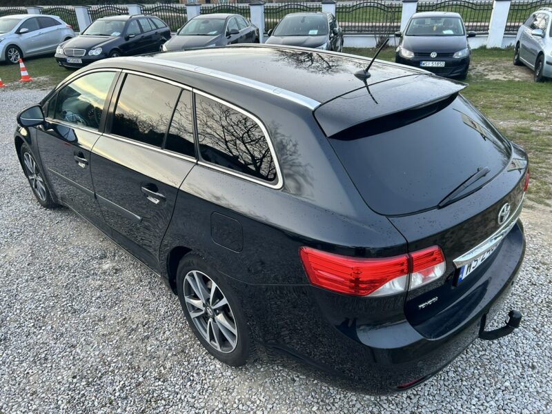 Toyota Avensis III (2009-)