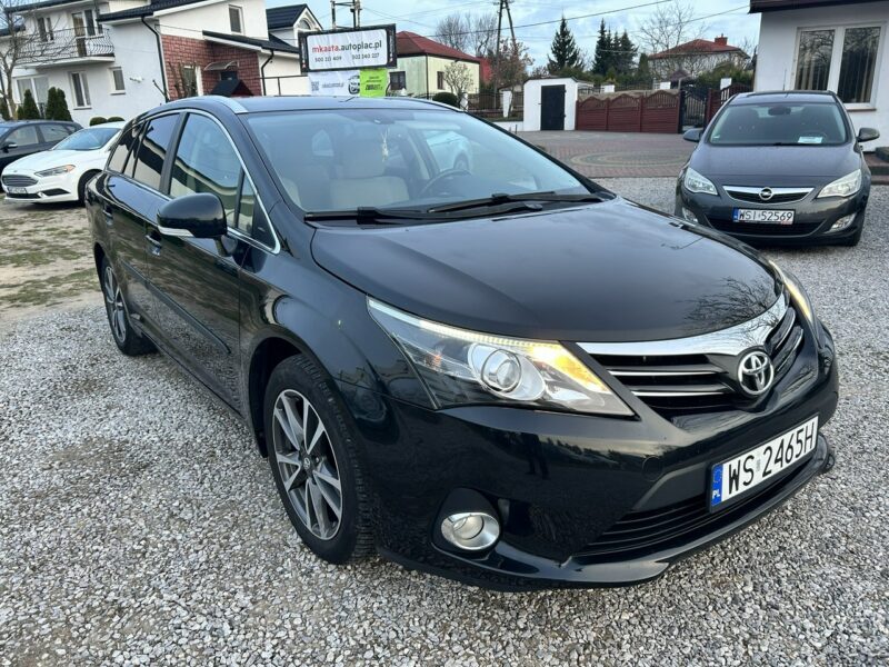 Toyota Avensis III (2009-)
