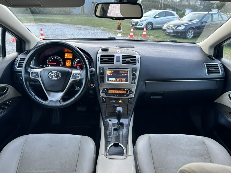 Toyota Avensis III (2009-)