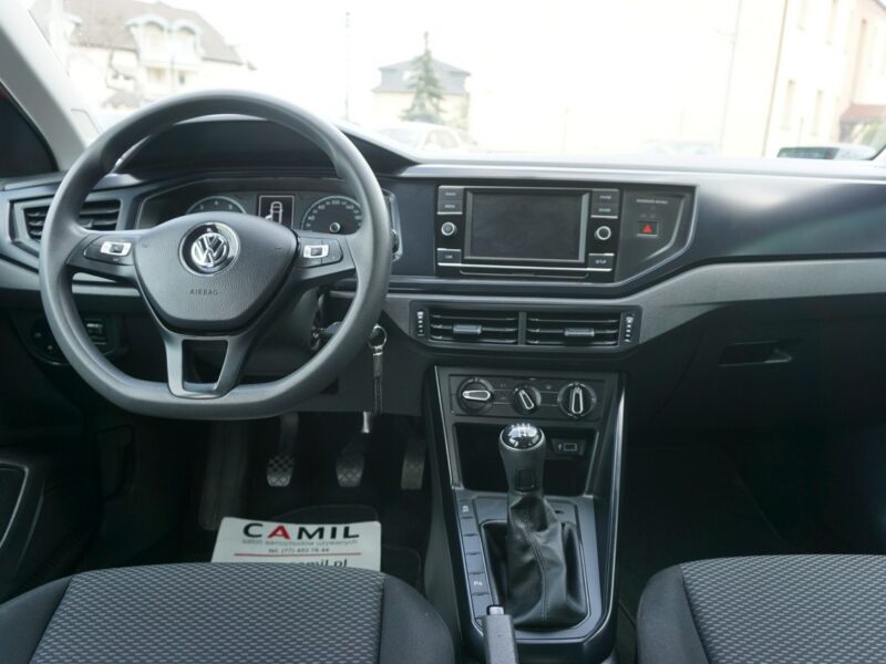 Volkswagen Polo polski salon , serwisowany w ASO , I właściciel, niski przebieg VI (2017-)