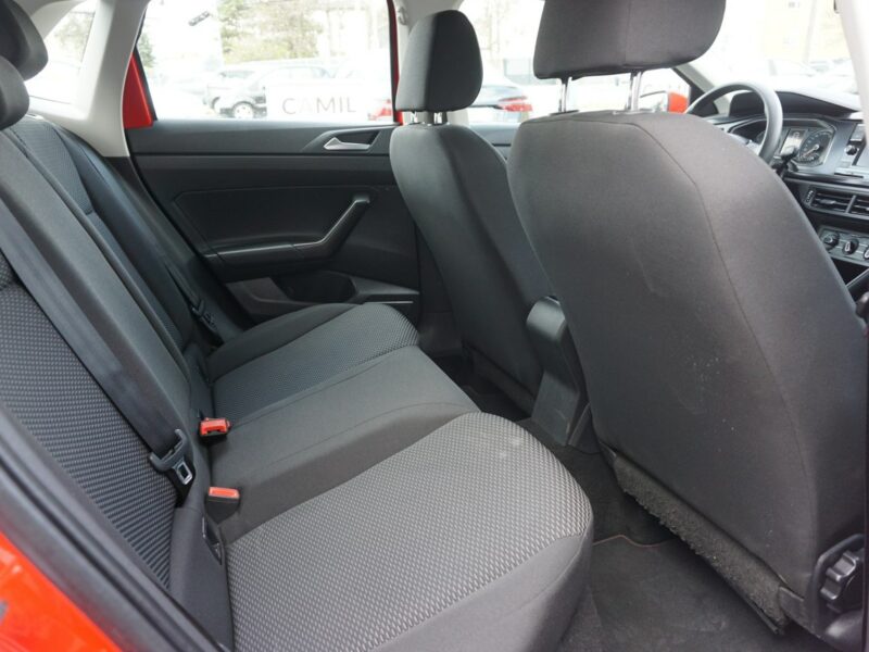 Volkswagen Polo polski salon , serwisowany w ASO , I właściciel, niski przebieg VI (2017-)