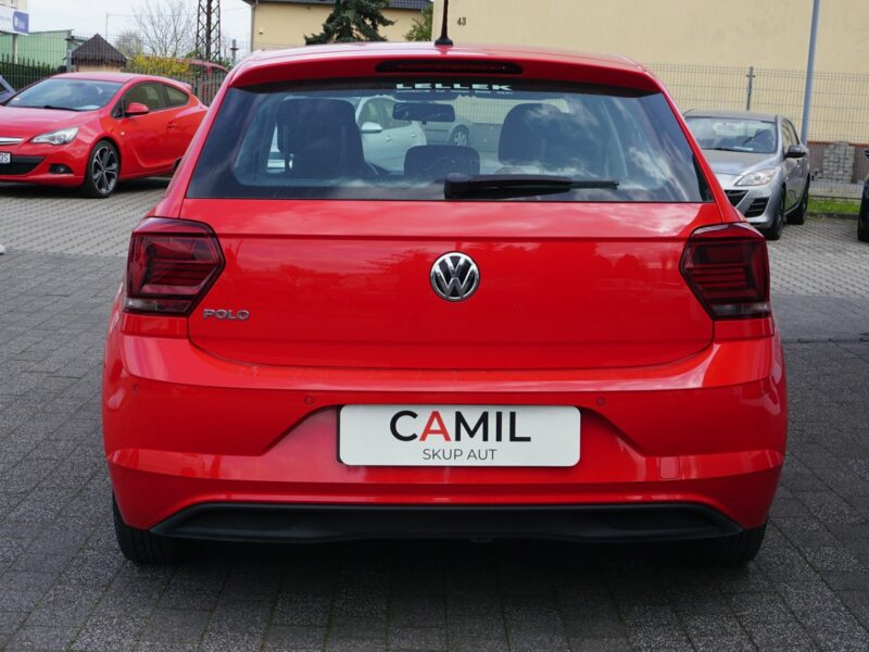 Volkswagen Polo polski salon , serwisowany w ASO , I właściciel, niski przebieg VI (2017-)