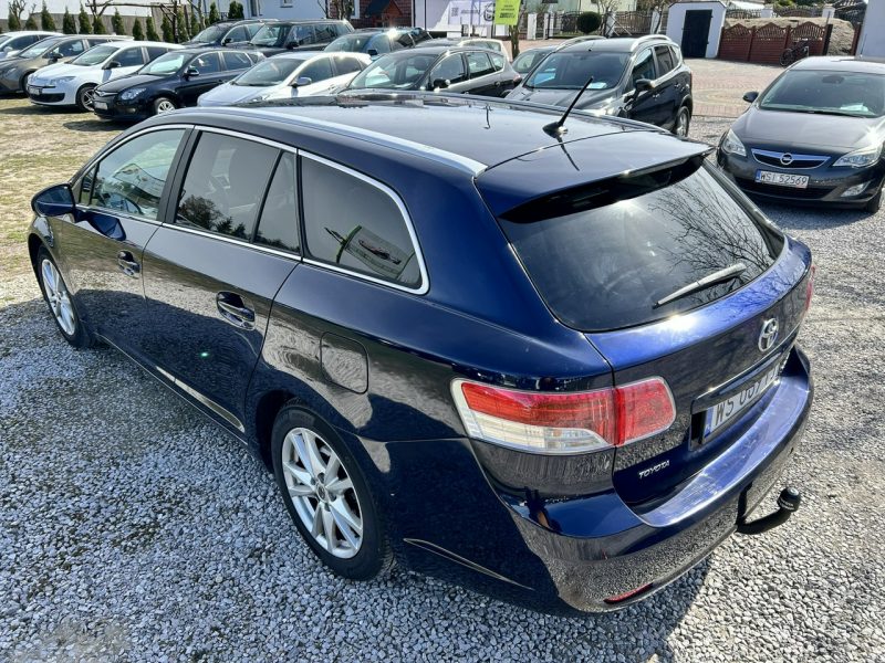 Toyota Avensis III (2009-)