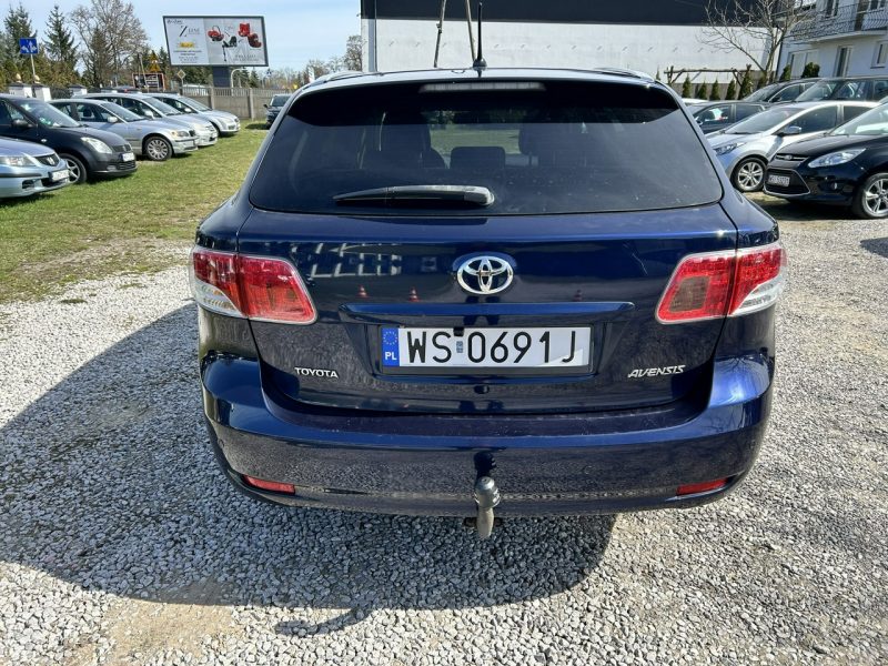 Toyota Avensis III (2009-)
