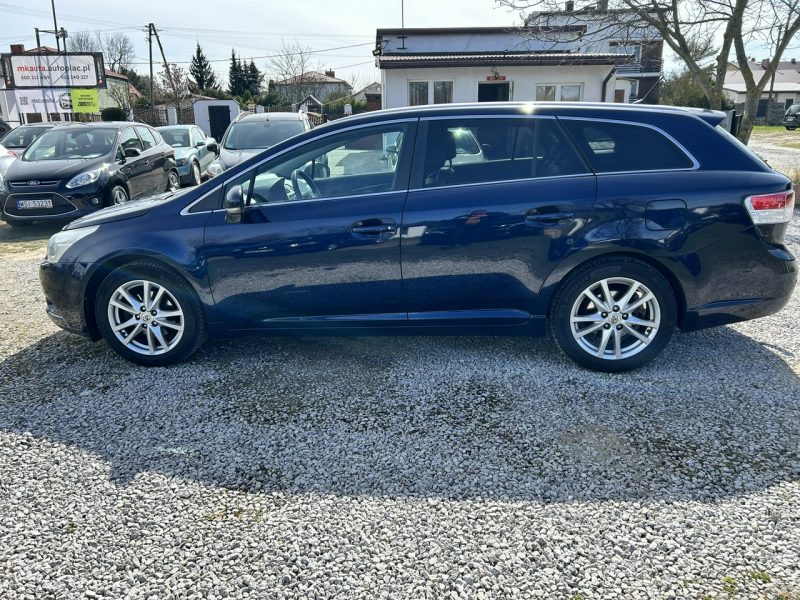 Toyota Avensis III (2009-)