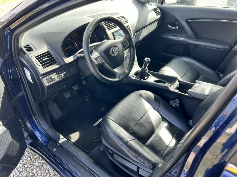 Toyota Avensis III (2009-)