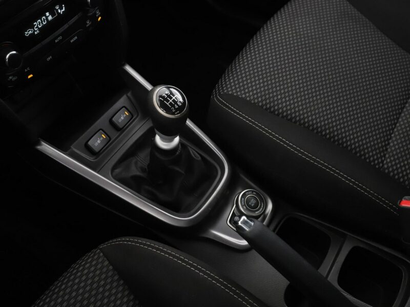 Suzuki Vitara mHEV 4x4 navi PDC grzane fotele ACC Bluetooth klima-auto II (2015-2019)