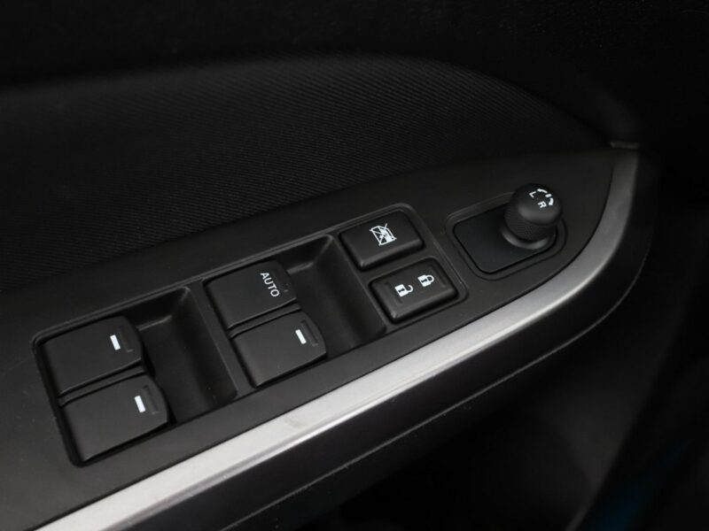 Suzuki Vitara mHEV 4x4 navi PDC grzane fotele ACC Bluetooth klima-auto II (2015-2019)