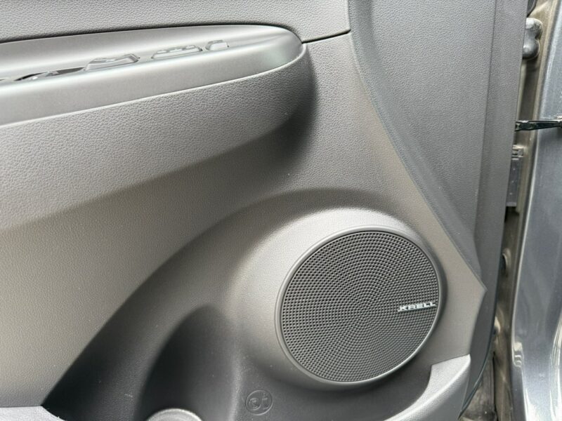 Hyundai Kona 100% elektryk Bogate wyposażenie DARMOWE Parkingi - 300KM zasięgu II (2023-)