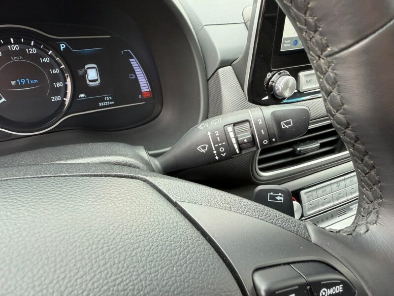 Hyundai Kona 100% elektryk Bogate wyposażenie DARMOWE Parkingi - 300KM zasięgu II (2023-)