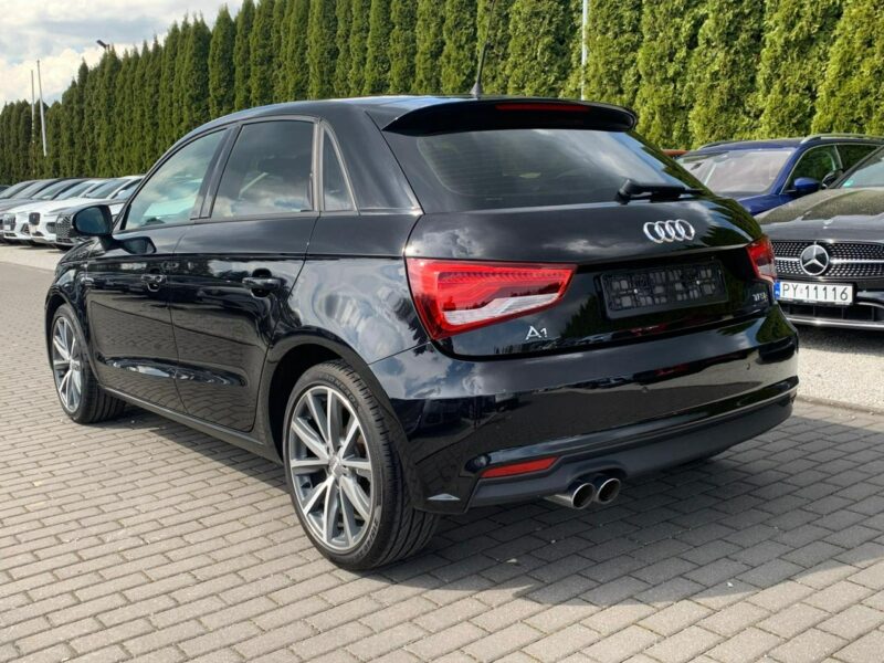 Audi A1 1.4 TFSI 125 DSG Panorama LED Skóra 8X (2010-)
