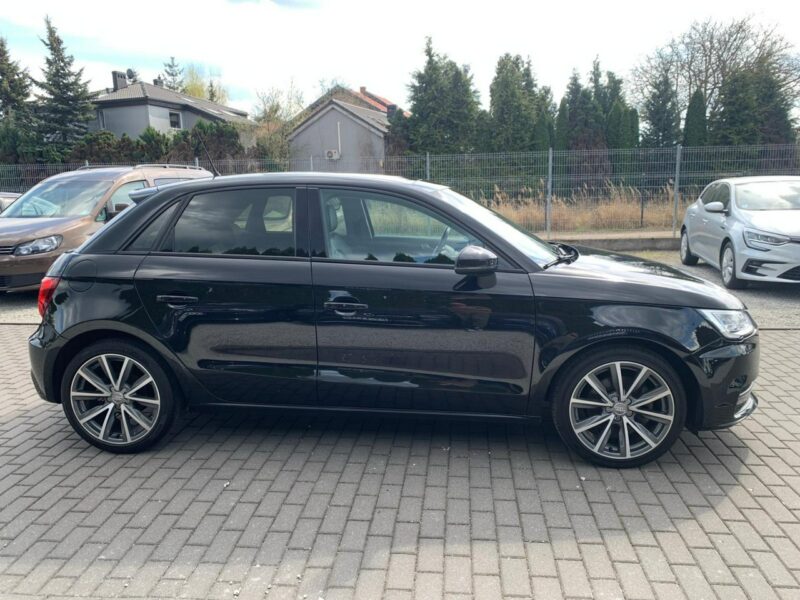 Audi A1 1.4 TFSI 125 DSG Panorama LED Skóra 8X (2010-)