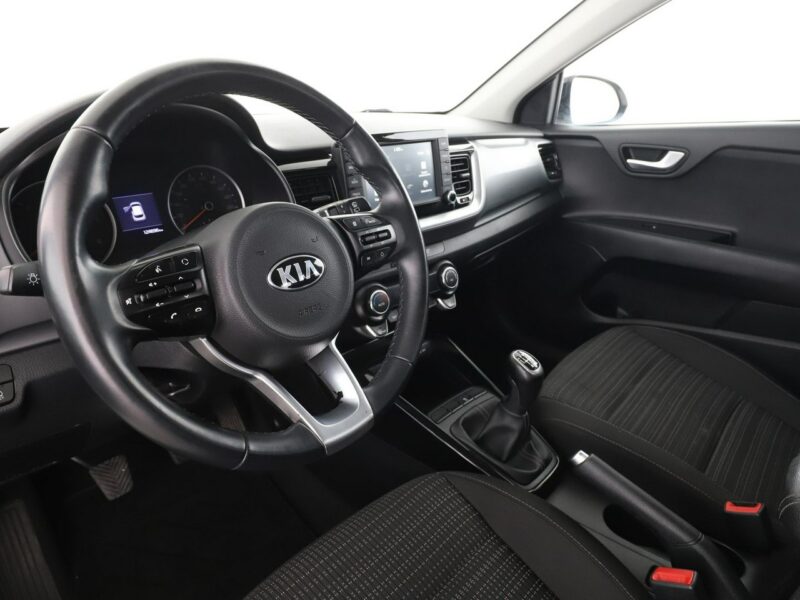 Kia Stonic kamera AppleCarPlay+AndroidAuto klima-auto tempomat