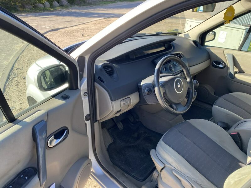 Renault Scenic Benzyna/Polski salon/Klimatronik/Czujniki parkowania/Świeży olej II (2003-2009)