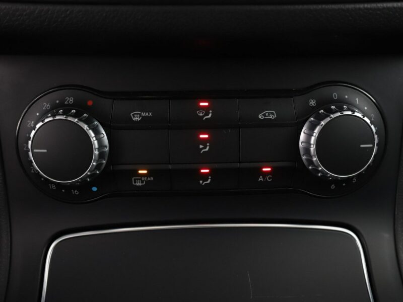 Mercedes B 180 Automat, full LED, navi, klima, podg.fotele W246 (2011-)