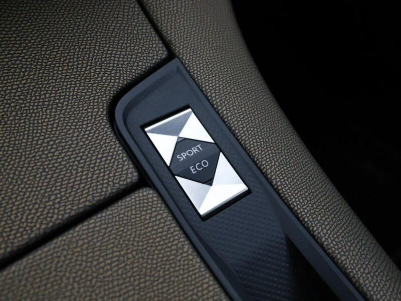 DS Automobiles DS 7 Crossback Automat xenon virtual cocpit kamery klima auto