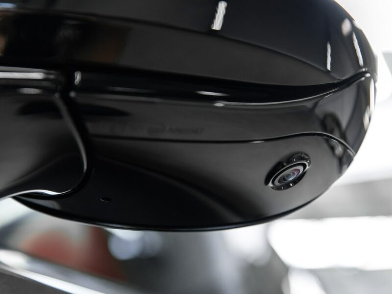Aston Martin DBX 4.0 V8 550KM. Bezwypadkowy. Tylko 17 000 km. Lakier AML.