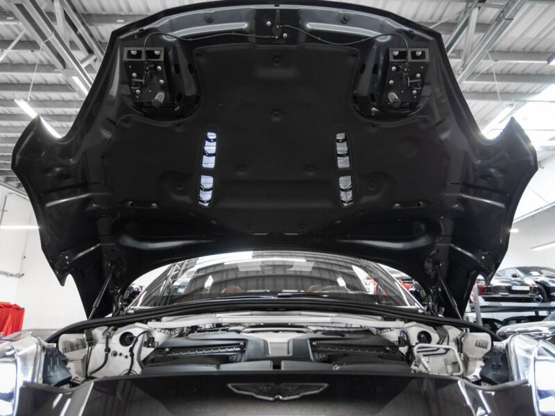 Aston Martin DBX 4.0 V8 550KM. Bezwypadkowy. Tylko 17 000 km. Lakier AML.