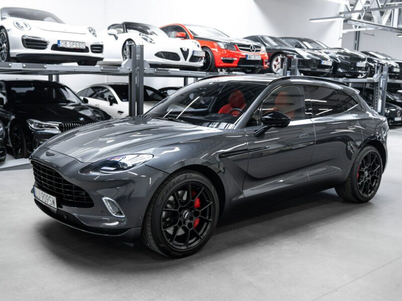 Aston Martin DBX 4.0 V8 550KM. Bezwypadkowy. Tylko 17 000 km. Lakier AML.