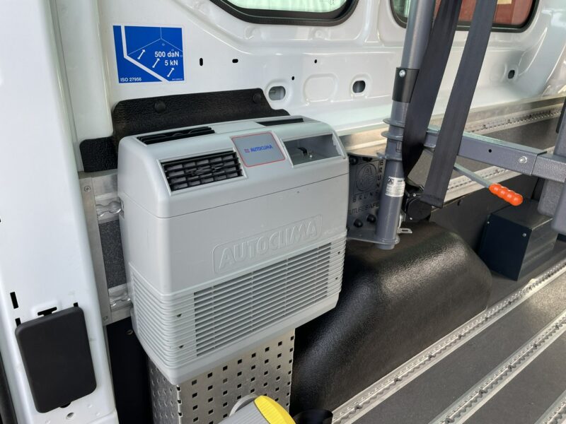 Ford Transit Transit do przewozu Niepełnosprawnych 2 Wózki inwalida rampa 2017 VII (2013-)