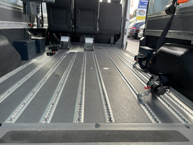 Ford Transit Transit do przewozu Niepełnosprawnych 2 Wózki inwalida rampa 2017 VII (2013-)