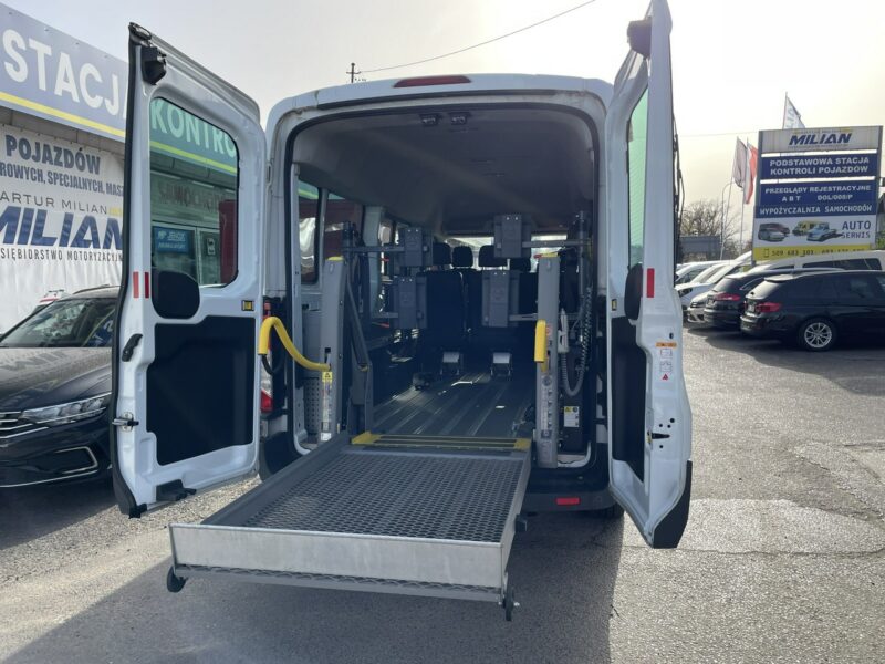 Ford Transit Transit do przewozu Niepełnosprawnych 2 Wózki inwalida rampa 2017 VII (2013-)