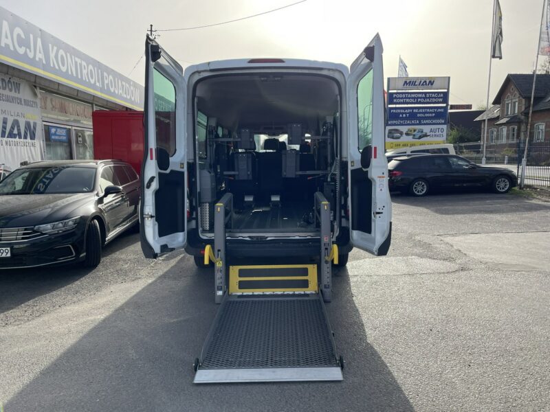 Ford Transit Transit do przewozu Niepełnosprawnych 2 Wózki inwalida rampa 2017 VII (2013-)