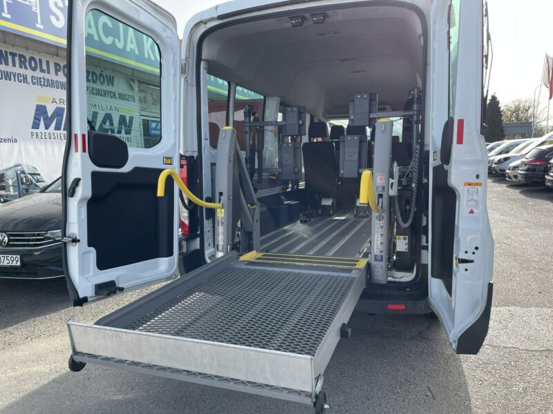 Ford Transit Transit do przewozu Niepełnosprawnych 2 Wózki inwalida rampa 2017 VII (2013-)
