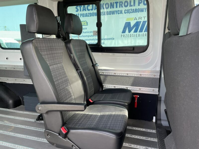 Ford Transit Transit do przewozu Niepełnosprawnych 2 Wózki inwalida rampa 2017 VII (2013-)