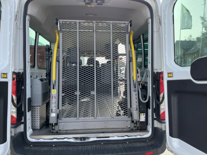 Ford Transit Transit do przewozu Niepełnosprawnych 2 Wózki inwalida rampa 2017 VII (2013-)