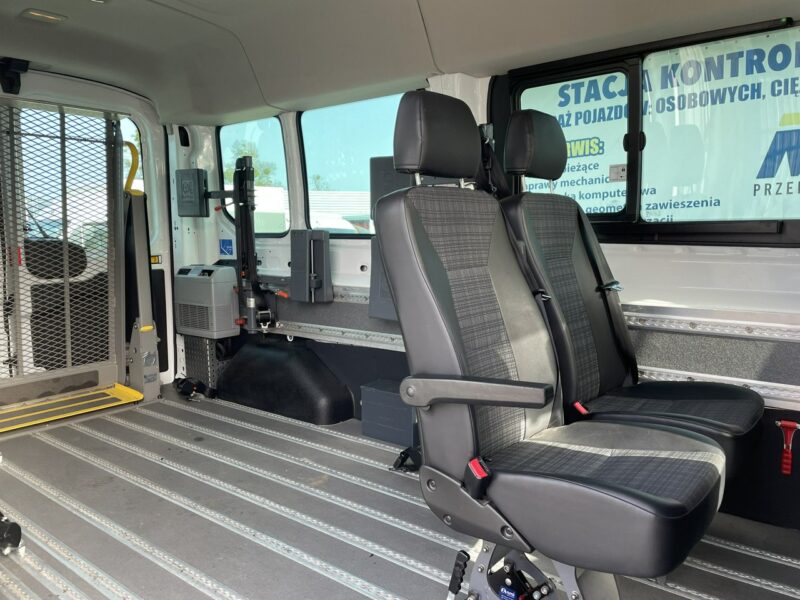 Ford Transit Transit do przewozu Niepełnosprawnych 2 Wózki inwalida rampa 2017 VII (2013-)