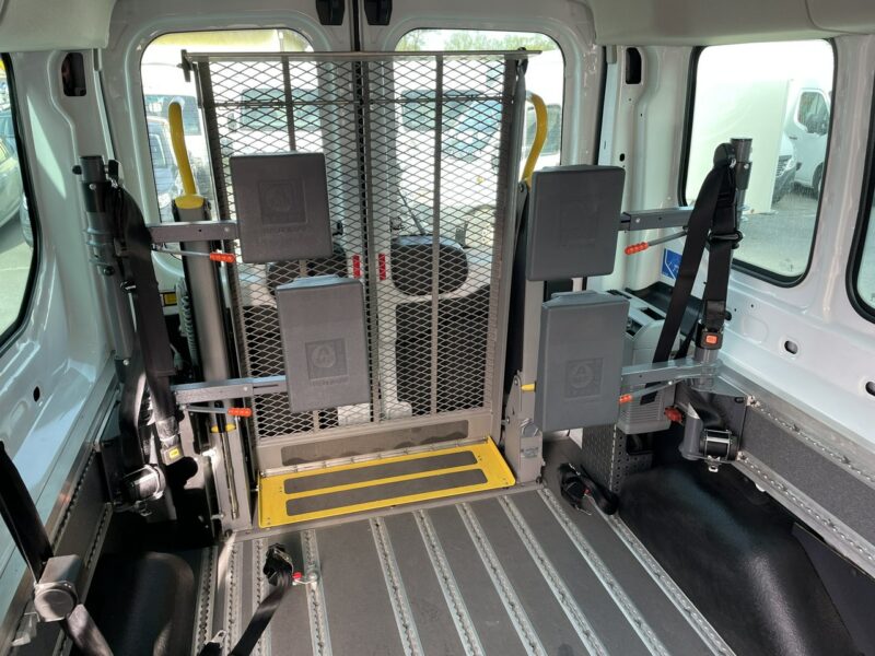 Ford Transit Transit do przewozu Niepełnosprawnych 2 Wózki inwalida rampa 2017 VII (2013-)