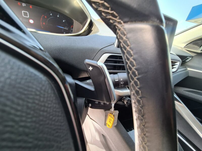 Peugeot 5008 7-Osobowy Navi 2xPDC Klimatronik Led Sensory Tempomat Asystent Alu II (2017-)