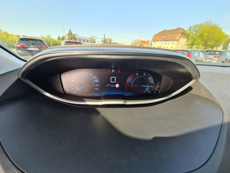 Peugeot 5008 7-Osobowy Navi 2xPDC Klimatronik Led Sensory Tempomat Asystent Alu II (2017-)