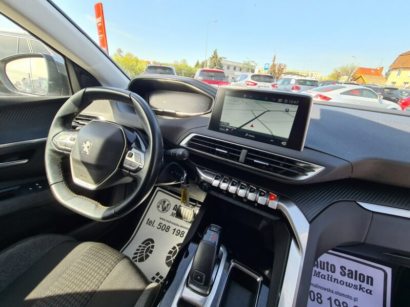 Peugeot 5008 7-Osobowy Navi 2xPDC Klimatronik Led Sensory Tempomat Asystent Alu II (2017-)