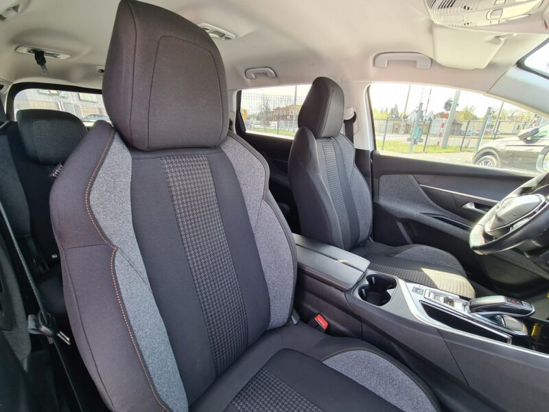 Peugeot 5008 7-Osobowy Navi 2xPDC Klimatronik Led Sensory Tempomat Asystent Alu II (2017-)