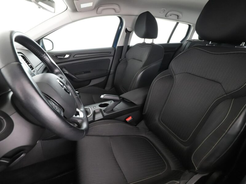 Renault Megane Limited navi PDC klima-auto hak tempomat IV (2016-)