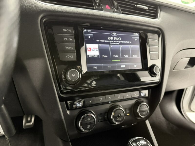 Škoda Octavia RS 2.0 TDI 184KM*CHALLENGE*VRS Mode*AppleCar*Bi-Xenon*El.Klapa*NIEMCY III (2013-)
