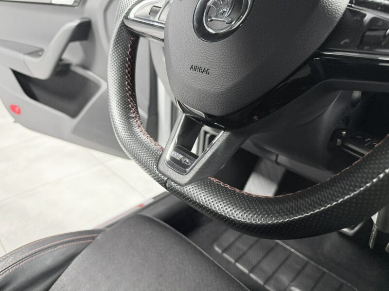 Škoda Octavia RS 2.0 TDI 184KM*CHALLENGE*VRS Mode*AppleCar*Bi-Xenon*El.Klapa*NIEMCY III (2013-)
