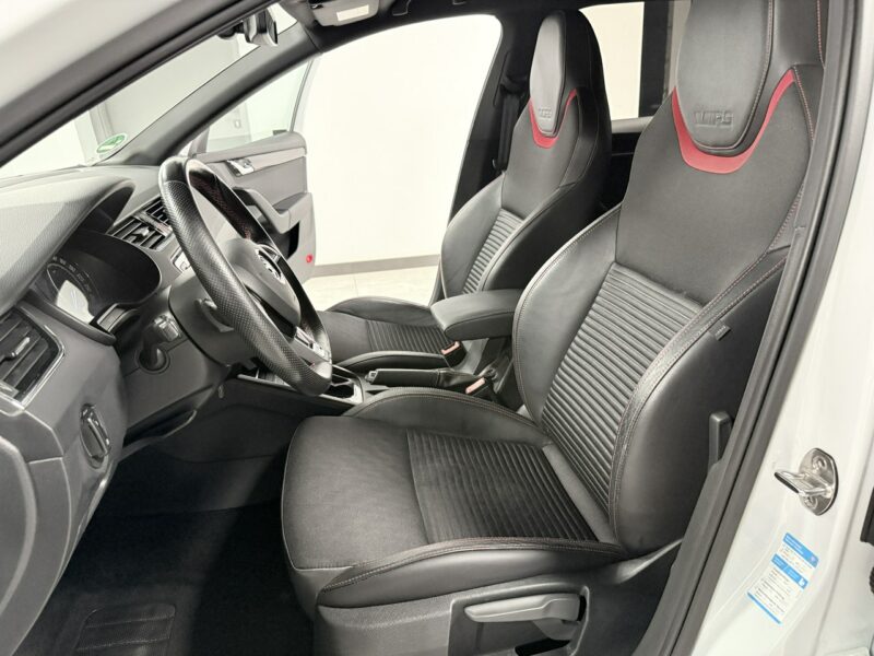 Škoda Octavia RS 2.0 TDI 184KM*CHALLENGE*VRS Mode*AppleCar*Bi-Xenon*El.Klapa*NIEMCY III (2013-)