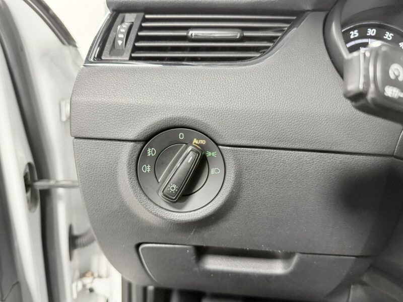 Škoda Octavia RS 2.0 TDI 184KM*CHALLENGE*VRS Mode*AppleCar*Bi-Xenon*El.Klapa*NIEMCY III (2013-)