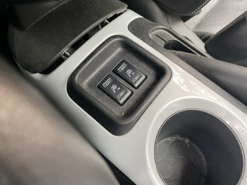 Nissan Juke Automat, benz 4*4, kamera, 190KM, skóry, klimatronic,podg. fotele I (2010-2019)