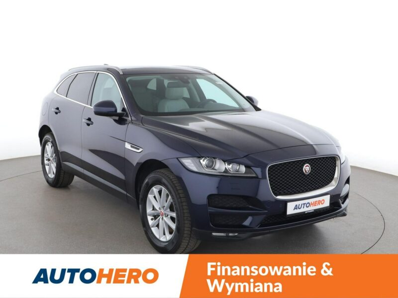 Jaguar F-PACE 25d Prestige AWD Automat Panorama Virtual ACC Navi Skóra Xenon Kamera