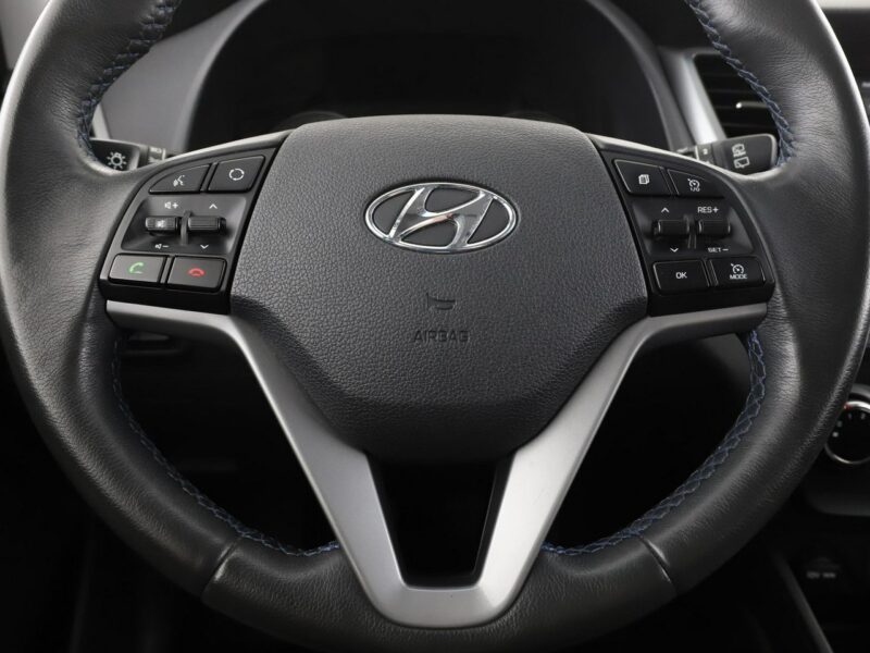 Hyundai Tucson 1.6 Benzyna Tempomat Klimatyzacja Grzana Kanapa Fotele Kierownica PDC III (2015-2020)