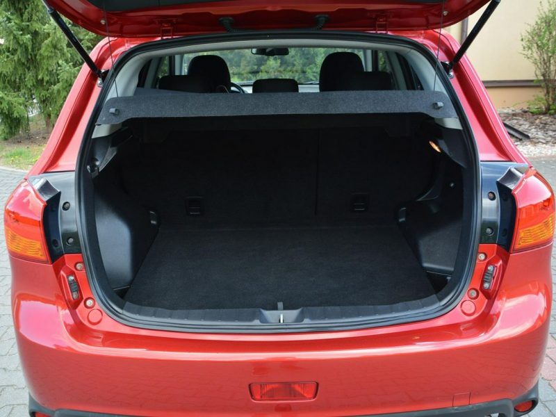 Mitsubishi ASX Lift Ledy bi-Xenon Kamera Keyless go Parktronic ALU 17